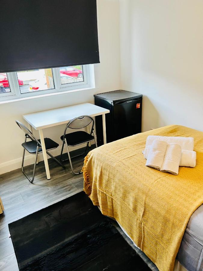 Beautiful Private Rooms In London Central Willesden Green Zewnętrze zdjęcie